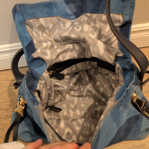 Aimee Kestenberg Blue Geometric Crossbody Bag - Picture 9 of 14